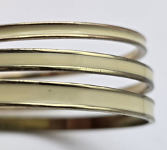 Vintage Cream Enamel Gold Tone Bangle Bracelet Set 3 Stackable Bangles 8 In