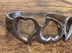 MEXICO 925 Sterling Silver – Triple Heart Cuff Bracelet – 31g