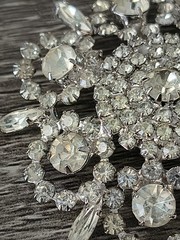 Weiss Brooch Pin Crystal Starburst snowflake Vintage 2.25″