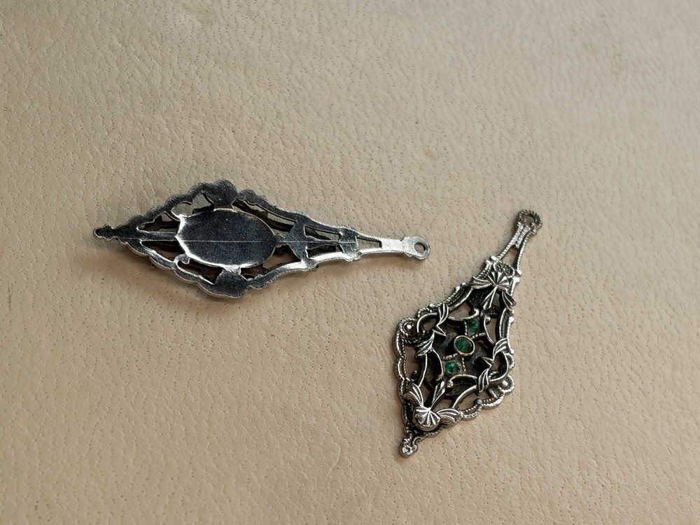Vintage Silver-Tone Filigree Floral Dangle Earrings w/ Green Stone