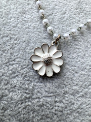 DAISY Y2K Vintage Dainty Minimalist Pearl Necklace Delias 2000s 1990s coquette🌼
