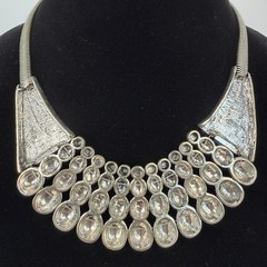 Vintage Silver Tone Brutalist Bib Statement Necklace Hammered Herringbone