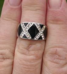 Vintage Sterling Silver Black Onyx & Cubic Zirconia Ring – Size 7.5