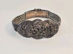 Sterling Silver 925 Concho Bracelet Floral Design Woven Chain Statement 42g