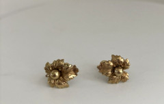 Vintage A&Z 1/20 12 Karat gold filled leaf screwback earrings