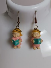 Vintage Dangle Singing Angel Earrings Unmarked 1″ SO CUTE!
