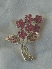 Vintage B. DAVID Pink Rhinestone Brooch Earrings Set Leaf Spray 1950s Sparkle