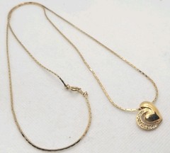 Vintage Gold Tone Necklace Chain Heart Rhinestone Pedant 29in.
