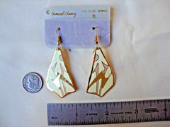 VINTAGE SAMUEL HUANG CLOISONNE RETRO ABSTRACT GRAY PINK & CREAM EARRINGS