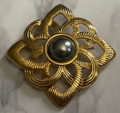 Vintage Gold Tone Brooch Pin Jewelry JMS-18