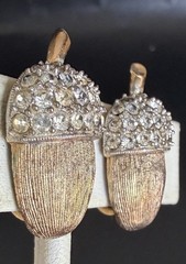 Lot Marvella Acorn Earrings Clear Rhinestone Gold & Unsigned Pearl Brooch!!
