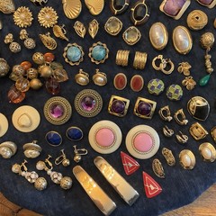 HUGE Lot Vintage Clip On Screw back Earrings TRIFARI Sarah Cov Gay Boyer Coro