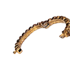 Vintage Textured Gold Tone Oval Holder Scarf Ring Clip Handkerchief 1″ Retro GUC