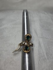 Vintage NOS 18K H.G.E. Ring Size 5 Emerald Green Rhinestone Braided Rope Design