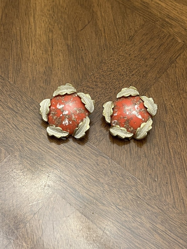 Vintage Judy Lee Earrings Round Coral Tone Cabochon Cluster Clip Ons Signed!