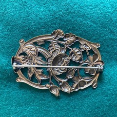 Vintage Art Nouveau Floral Oval Brooch Pin Rose Clover Flowers Feminine 2 inch
