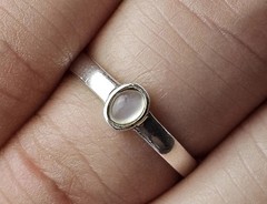 925 Sterling Silver Moonstone Minimalist Stackable Ring Size 6 – 1.29g