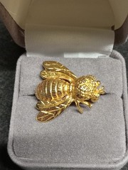 Vintage Les Bernard Bee Brooch/Pin