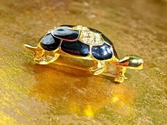 4.5”CM GOLD TONE BLACK ENAMEL & CRYSTALS TURTLE BROOCH