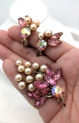 Vintage Floral Brooch Earrings SET Pink Navette Rhinestone Faux Pearl