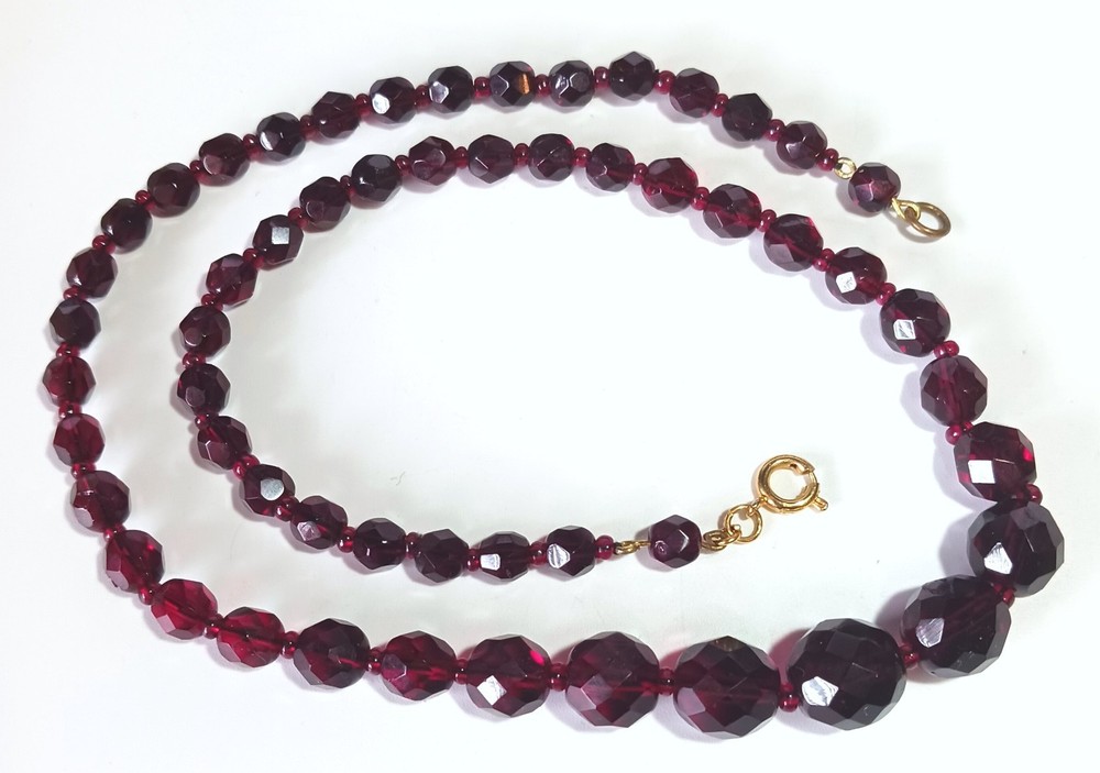 Vintage Graduated Dark Burgundy or Garnet-colored Faceted Glass Bead Necklace