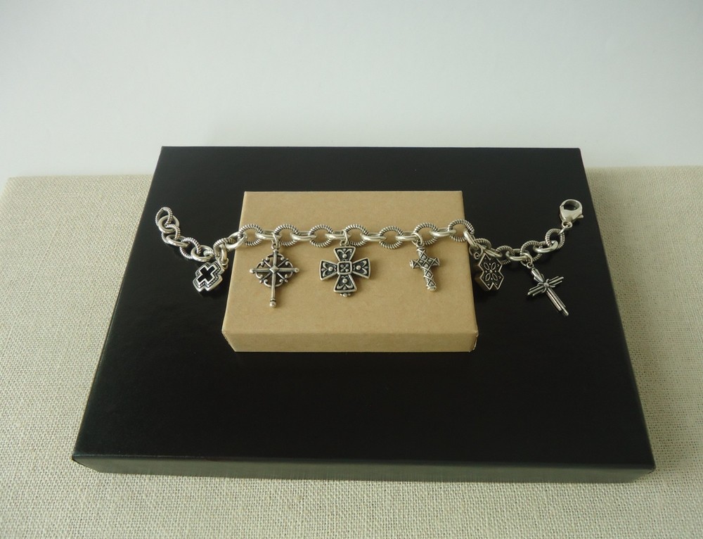 VTG Sterling Silver Religious Cross Double Sided Charm Oval Link Chain Bracelet
