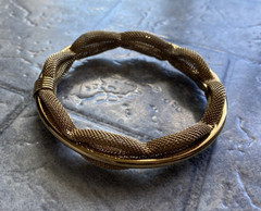Vintage FRANCOIS Signed Gold Tone Mesh Bangle Bracelet
