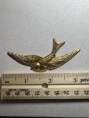 VINTAGE BRASS STAMPING OF BIRD FOR JEWELRY/CRAFT/DECORATION NEW OLD STOCK