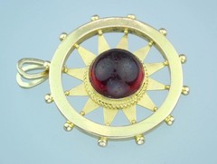 Fine Antique Victorian 15K Gold Red Paste Cabochon Nautical Compass Sun Pendant