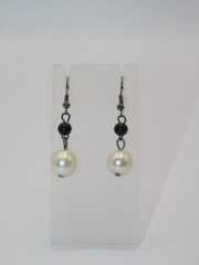A836-VINTAGE PIERCED EARRINGS~FAUX PEARLS~1.5″ DROP