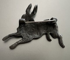 Vintage Look European Rabbit Brooch Pewter Tone New Fashion Jewelry