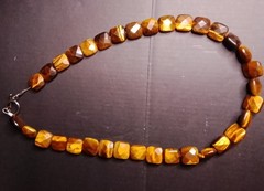 16″ Vintage Tigers Eye Faceted Bead Necklace Chunky Geometric 52.77 Grams