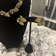 VTG Lisner Necklace & Earrings Clip-On Frosted Glass Rhinestone Leaf
