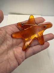 Vintage Unusual Bakelite Maple Leaf Brooch Root Beer Abstract Etched TESTED Fall