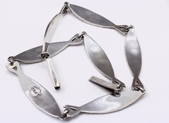 SOSA STERLING 14″ FISH NECKLACE & S.B.EARRINGS MEXICO INLAID TURQUOSE CHIPS