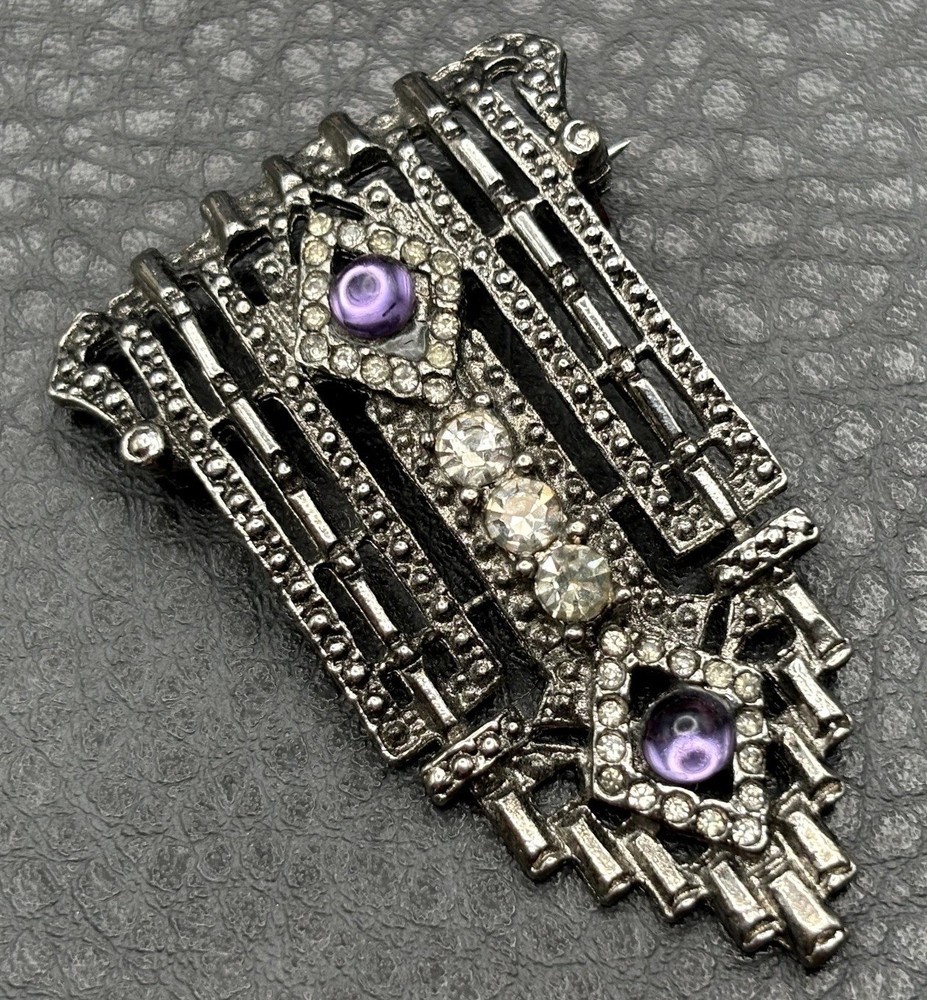 Vintage Art Deco Style Silver Tone Brooch Purple Amethyst Rhinestone Pin