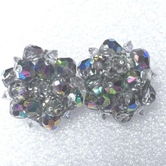 Vtg AB Rhinestone Cluster Earrings Clips .75″ Red Gold Clear Laguna Silver Tone