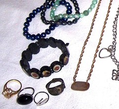 Estate Find Costume Jewelry Variety Necklaces Bracelets Rings Pin 22 Piece Lot A