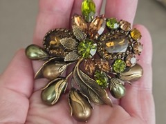 RARE Vtg REGENCY Moss, Topaz & Olivine Flower Designer Brooch & Earring Set!