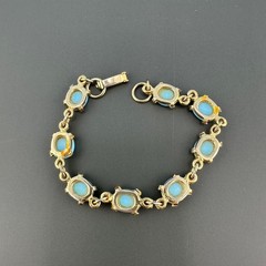 Vintage Bracelet Blue Milk Glass Gold Tone Oval Links MCM 6.75″ Faux Turquoise