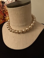 Vintage Large Golden Faux Pearl Knotted Choker Necklace 15.5” Long