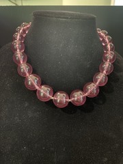 Eye Catching Fun Vintage Acrylic Graduated Pink Bubble Necklace 16”+