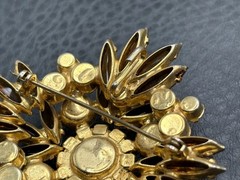 Vintage Juliana Gold Tone Faux Amber AB Rhinestone Starburst Flower Brooch Pin
