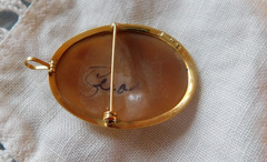 Vintage Carved Cameo 18KT Gold Floral Brooch Pendant Flower Oval Pin 750