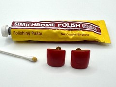 Vtg 40s Cherry Red BAKELITE Rectangle Square Domed Screw Back Earrings TESTED 1”