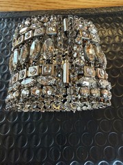 SORRELLI Signed Vintage Clear Crystal Cluster Prong Closure Bracelet BSP27ASSSH