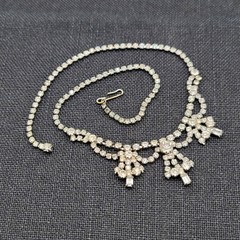 Vintage Christmas Tree Clear Rhinestone Necklace Silver tone 15″