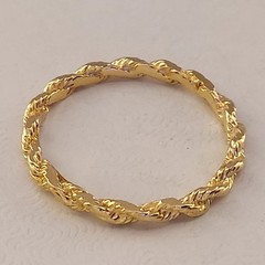 Vintage 14k Fancy Gold Ring. Size 6-1/4. High Polish, Diamond Cut Design.