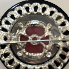 Vtg Gem Craft Art Deco Black Onyx Raspberry Glass Carved Rhinestone Pin