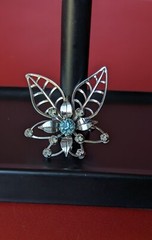 Vintage Silver Tone BLUE Rhinestone Flower LEAVES Open Work PENDANT Pin Brooch